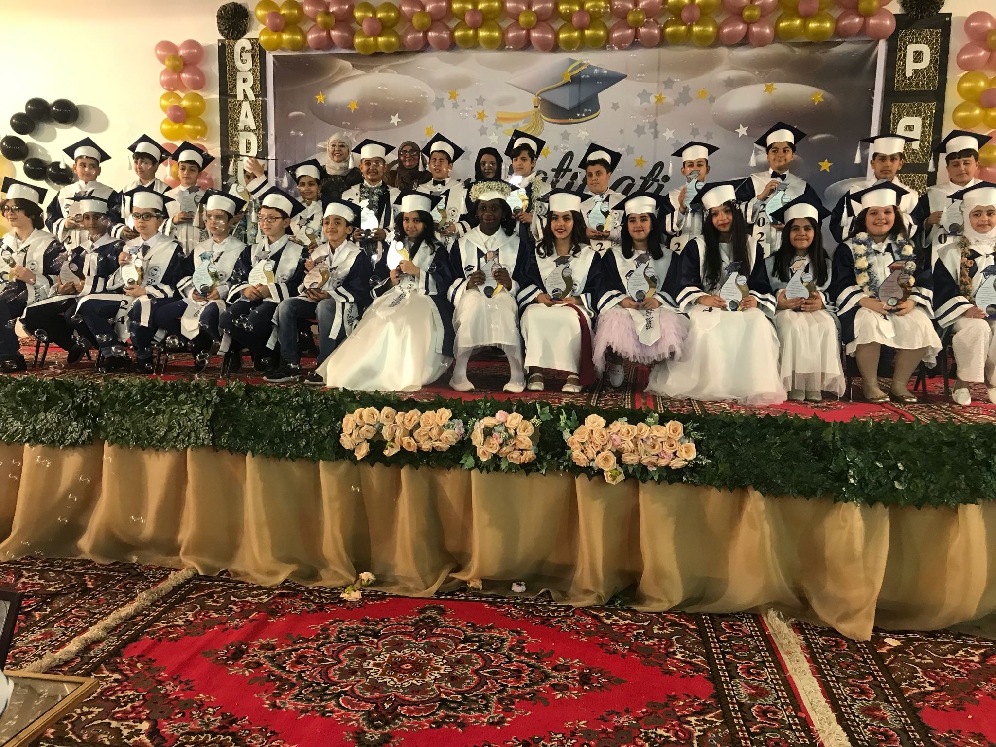 SCHOOL LIFE - Kindergarten & Primary 